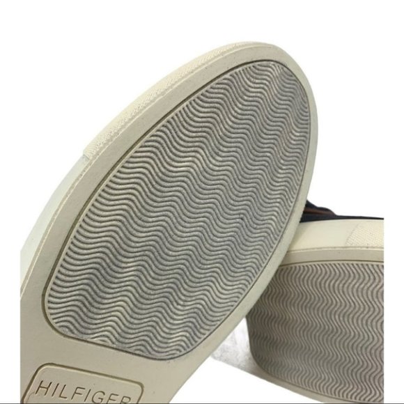 Tommy Hilfiger Men Morven2 Faux-Leather Chukka - Picture 8 of 13